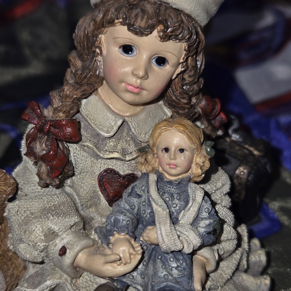 Boyds Bears Yesterday’s Child Katherine with Amanda and Edmund Figurine 1995